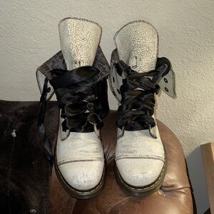 Dr.Marten White distress Fold Over Black Lace-Up Boots size 11